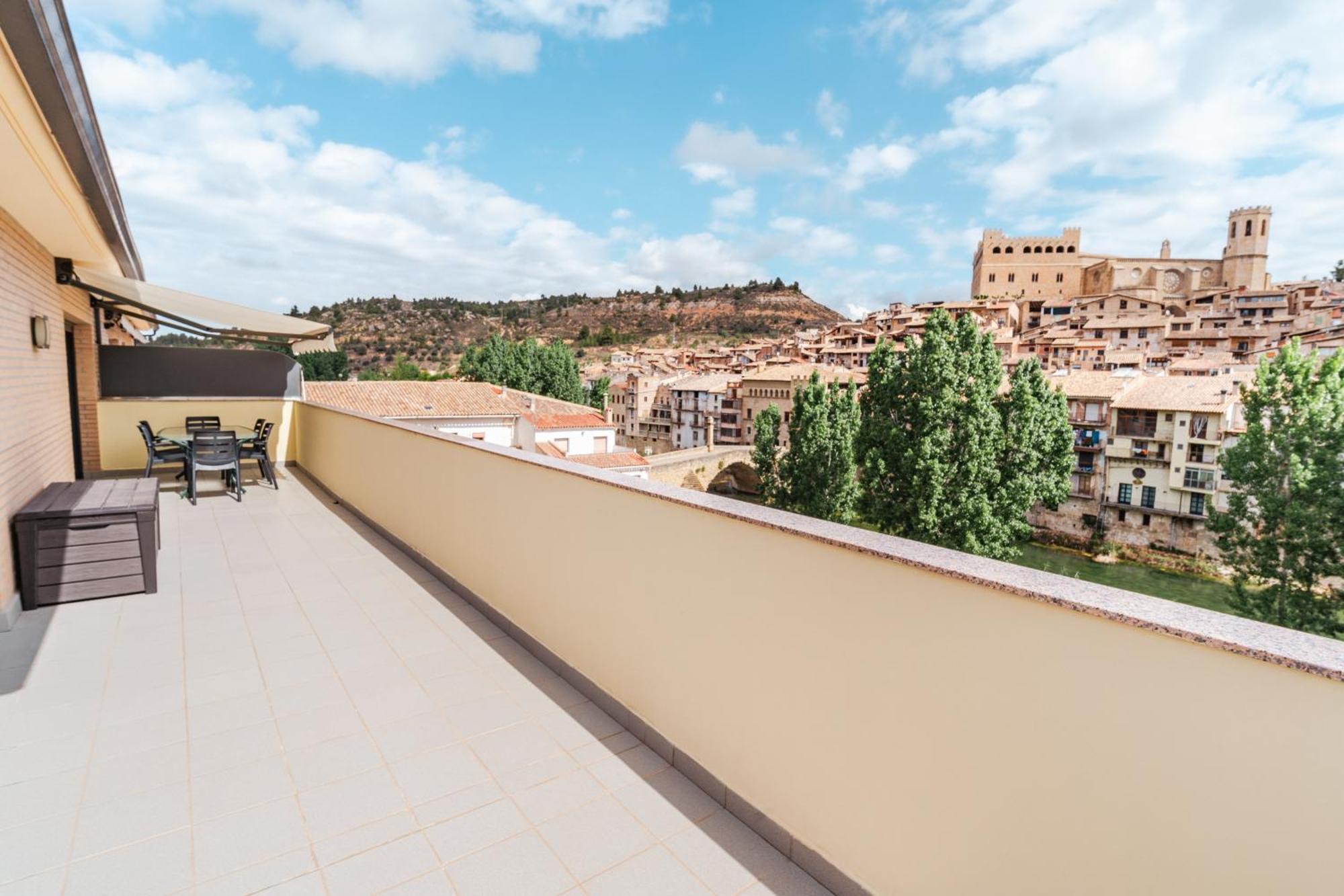 Casa Tio Pepe Valderrobres Appartement Buitenkant foto