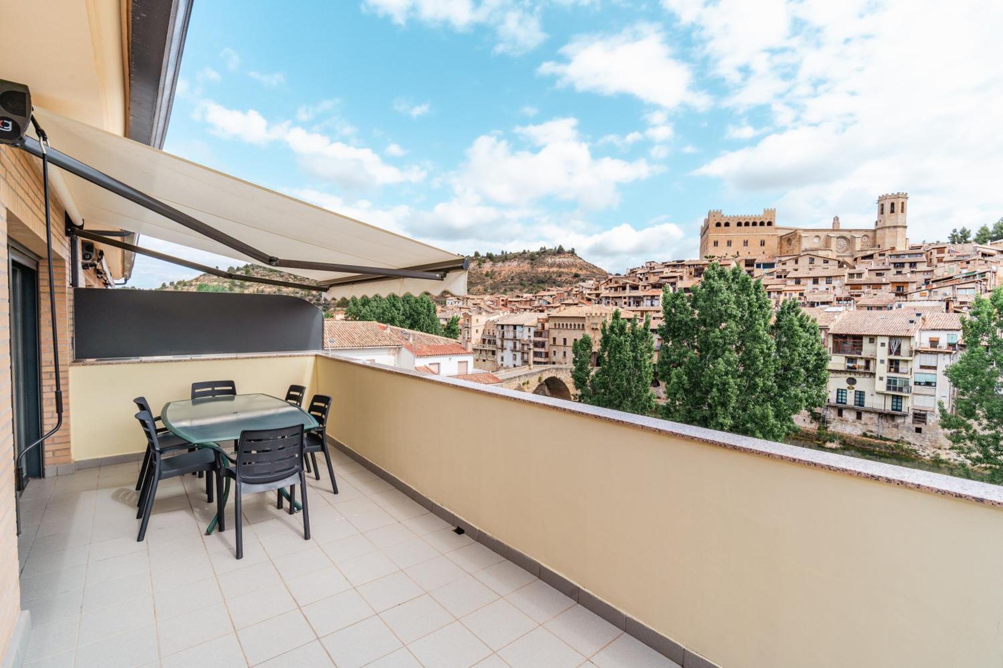 Casa Tio Pepe Valderrobres Appartement Buitenkant foto